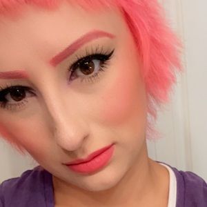 Meet your Posher, Haylee